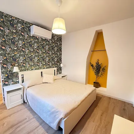 - La Corte Dei Mercanti - Centro Storico Apartman Stresa