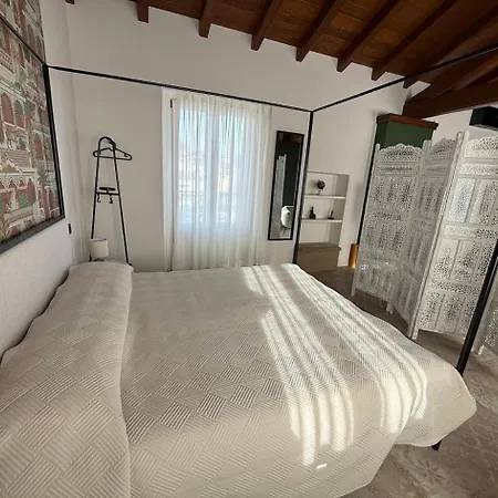 Apartments - La Corte dei Mercanti - Centro Storico Appartamento *