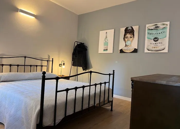 - La Corte Dei Mercanti - Centro Storico * Stresa