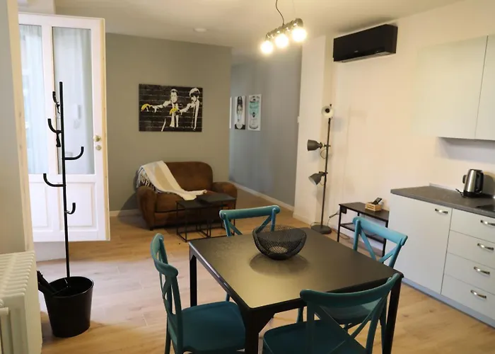 - La Corte Dei Mercanti - Centro Storico Stresa