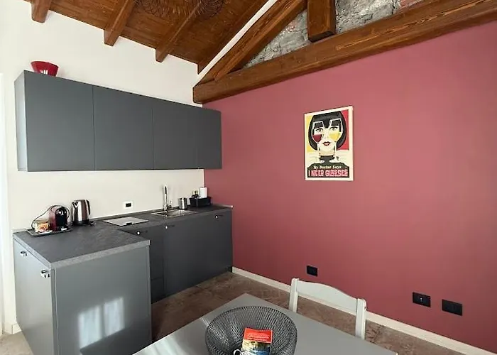 - La Corte Dei Mercanti - Centro Storico